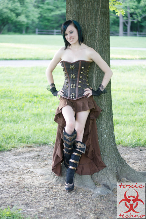 An amazing little out fit and beautiful model go check them out steampunk by toxicxtechno