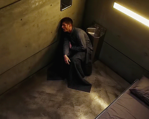 beekeepercain:sassywiinchesters:Dean sleeping on the toilet for @soldierdeanOkay but can we talk abo