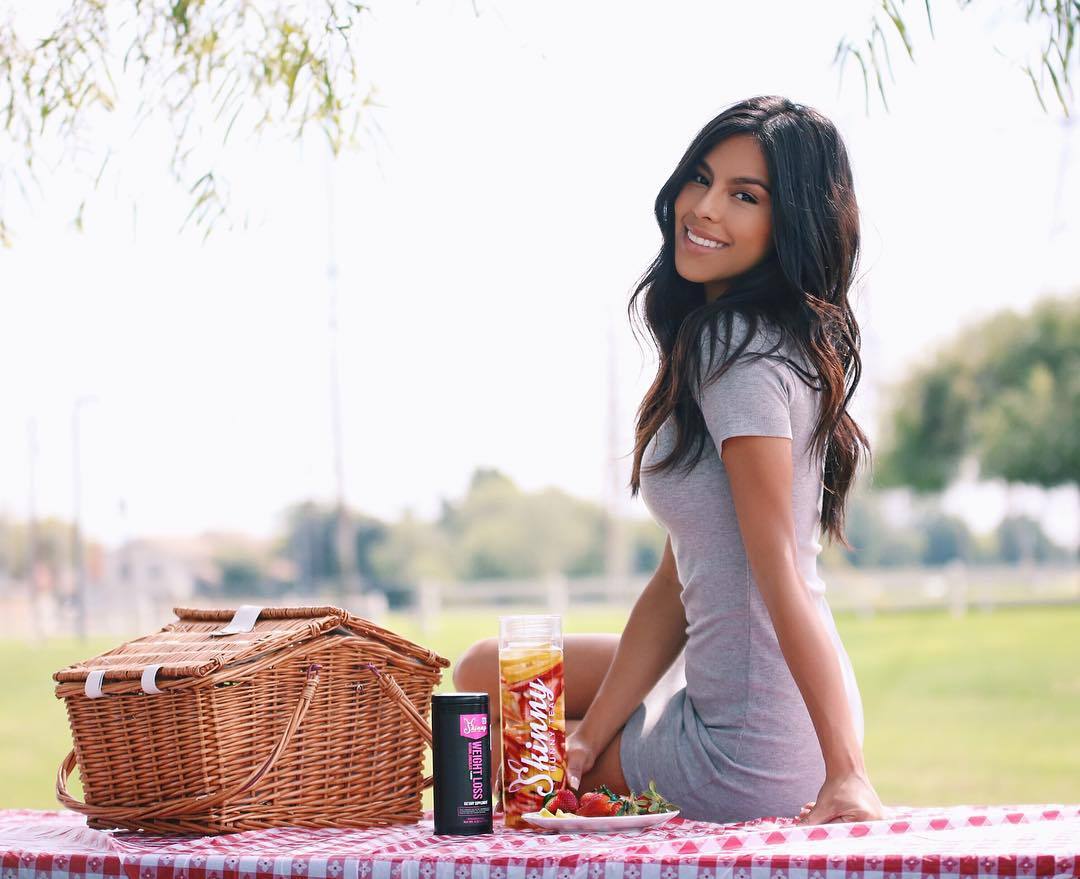 So glad I joined the @skinnybunnytea family. Not only is this a good detox but it