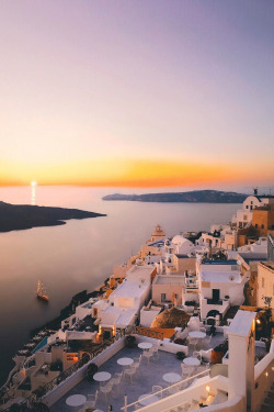 heaven-ly-mind:  Santorini, Greece