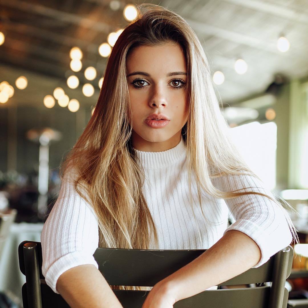 beautes-fatales:  Mar Lucas Vilar   