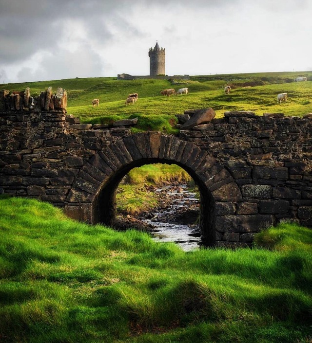 Porn photo mr-e-us:Doonagore Castle, County Clare, Ireland