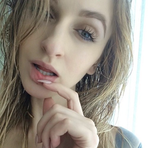 alyssabarbara:  my bushy little kitty eyebrows are coming in good 🐱