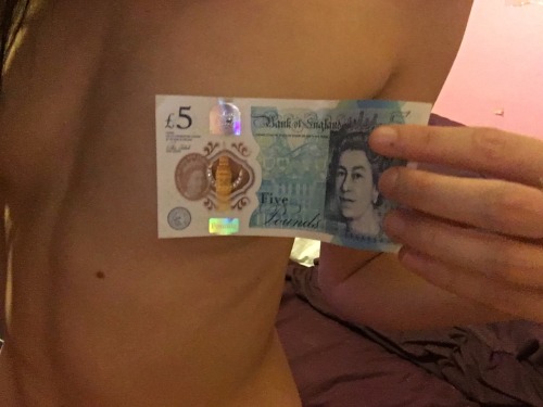 as soon as I saw the new £5 notes I wanted to do this