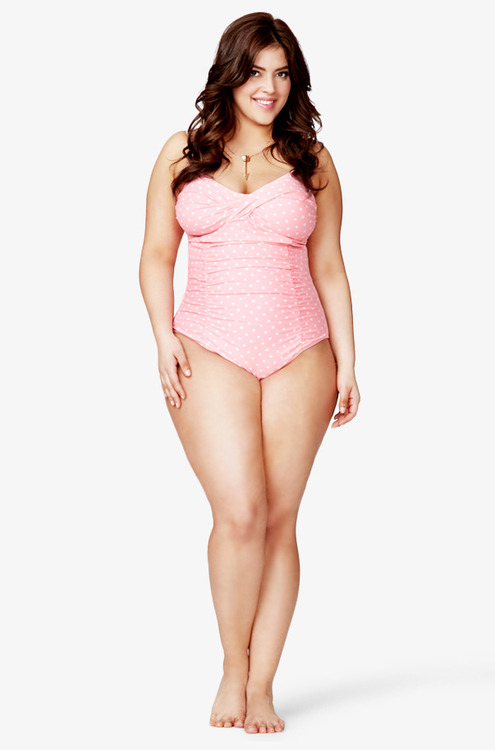 hourglassandclass:Super cute and retro swimsuit on the lovely Denise Bidot, for Forever
