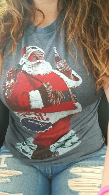 nikiisme1:  Do u even Christmas Bro?? #Shirtsonfleek 