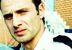 heartfulloffandoms:  Rick Grimes in every episode. Days Gone Bye(s01e01)   fuuuuuck