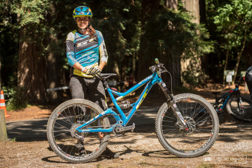 aces5050:  (via 17 Bikes From the Giant Toa Enduro - Crankworx Rotorua 2016 - Pinkbike)