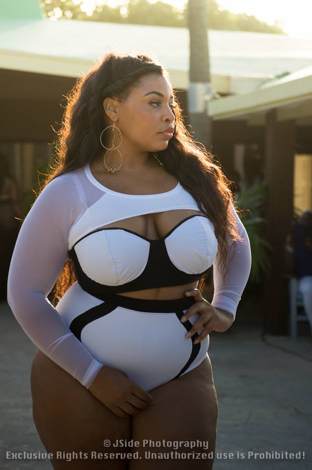 planetofthickbeautifulwomen:  Amazon Plus Size Model Candice Kelly @ The Fashion