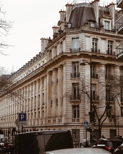 namedrodrigo:Streets.(at Paris, France)