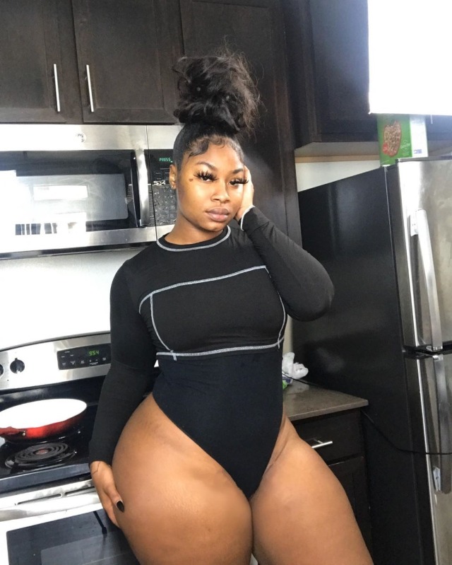 fletchertrowan:blackwomenqueens:Love THICK