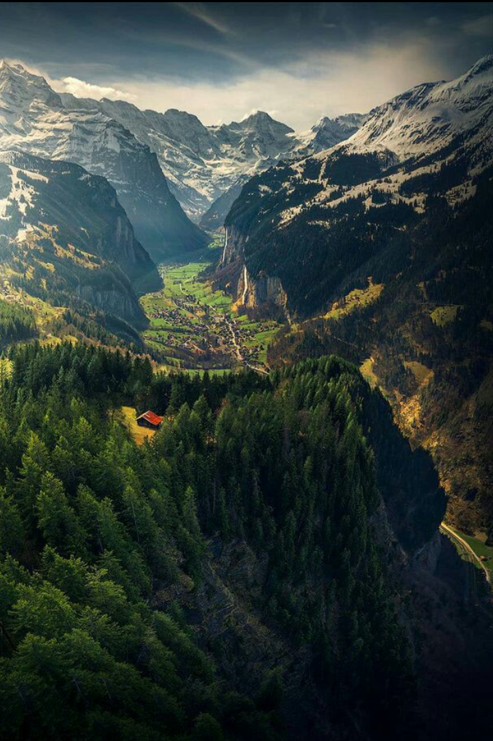 landscape-lunacy:  Living in the Alps, Switzerland - by Max Rive