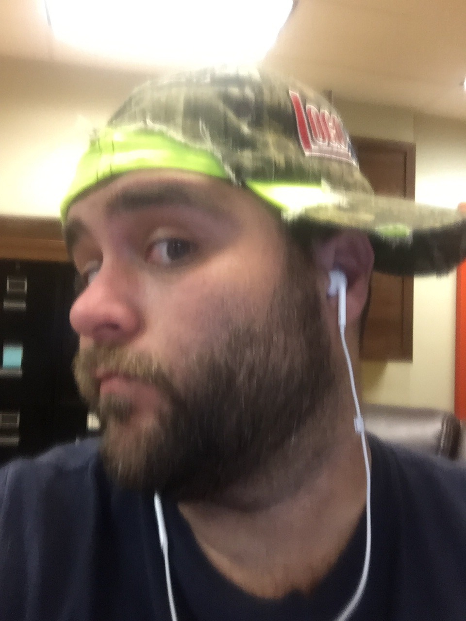 hairycubz:  Woof my new fetish is being on cam watch me live on cam 100% free! http://chaturbate.com/affiliates/in/?track=default&amp;tour=LQps&amp;campaign=R34uJ&amp;room=hairycubz