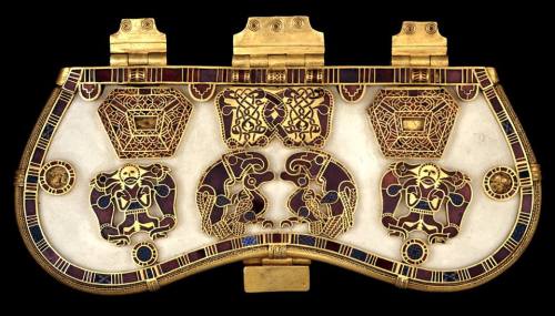 ancient-serpent:Purse lid from the Sutton Hoo ship burial. Anglo-Saxon, early 7th century AD. From M