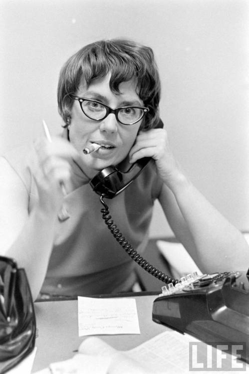 Working the phones on election night in Arizona(Bill Ray. 1964)