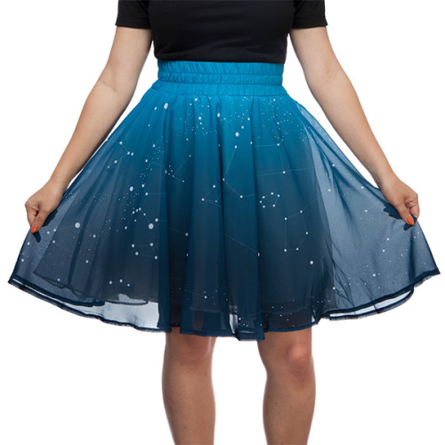 teensiest: wtfplus: have you guys seen this skirt? it’s available for pre-order in plus sizes 