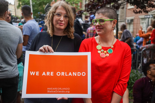activistnyc:Vigil for ‪#‎OrlandoShooting‬ victims at the historic Stonewall Inn. #OrlandoStrong #lov