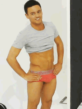 fuckyeaimgay:  Constant Gay Porn - Follow for more 