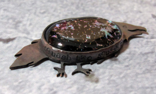sparklingrampage:  I’ve always wanted to make a raven pendant and so here’s my chance fo