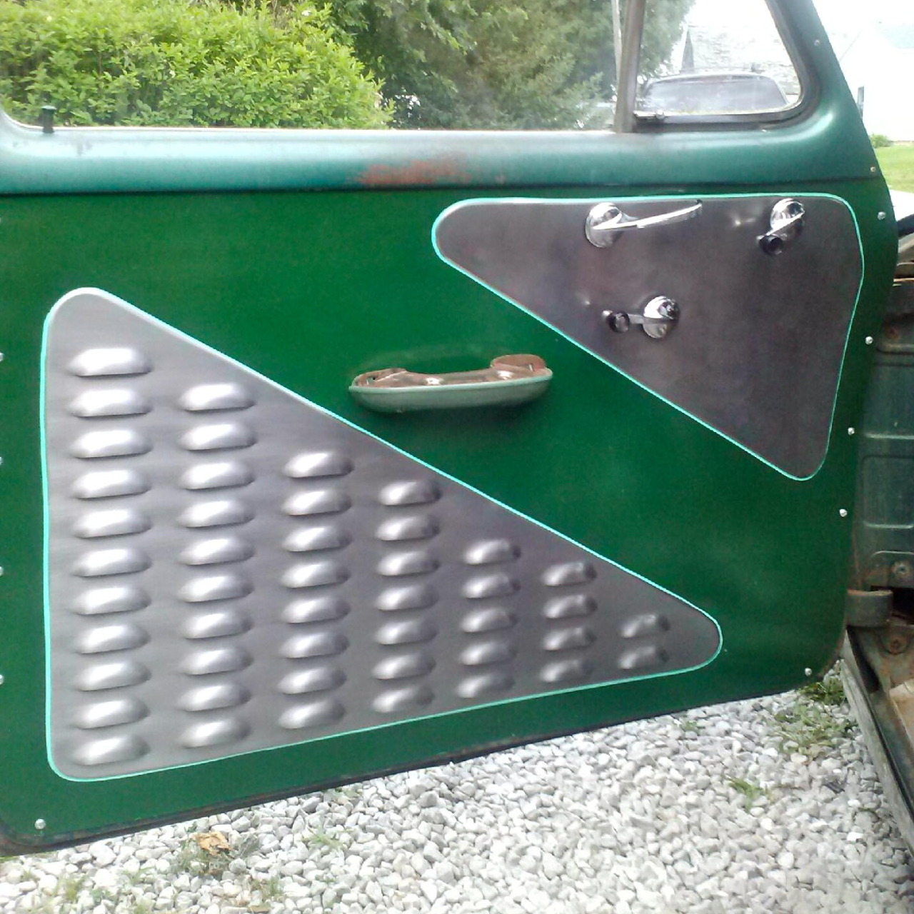 switchbladesandlipstick:  switchbladesandlipstick:   Got the 53 back today from my