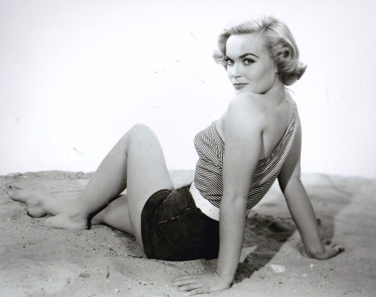 jeanjeanie61:  Shirley Eaton http://www.fanpix.net 