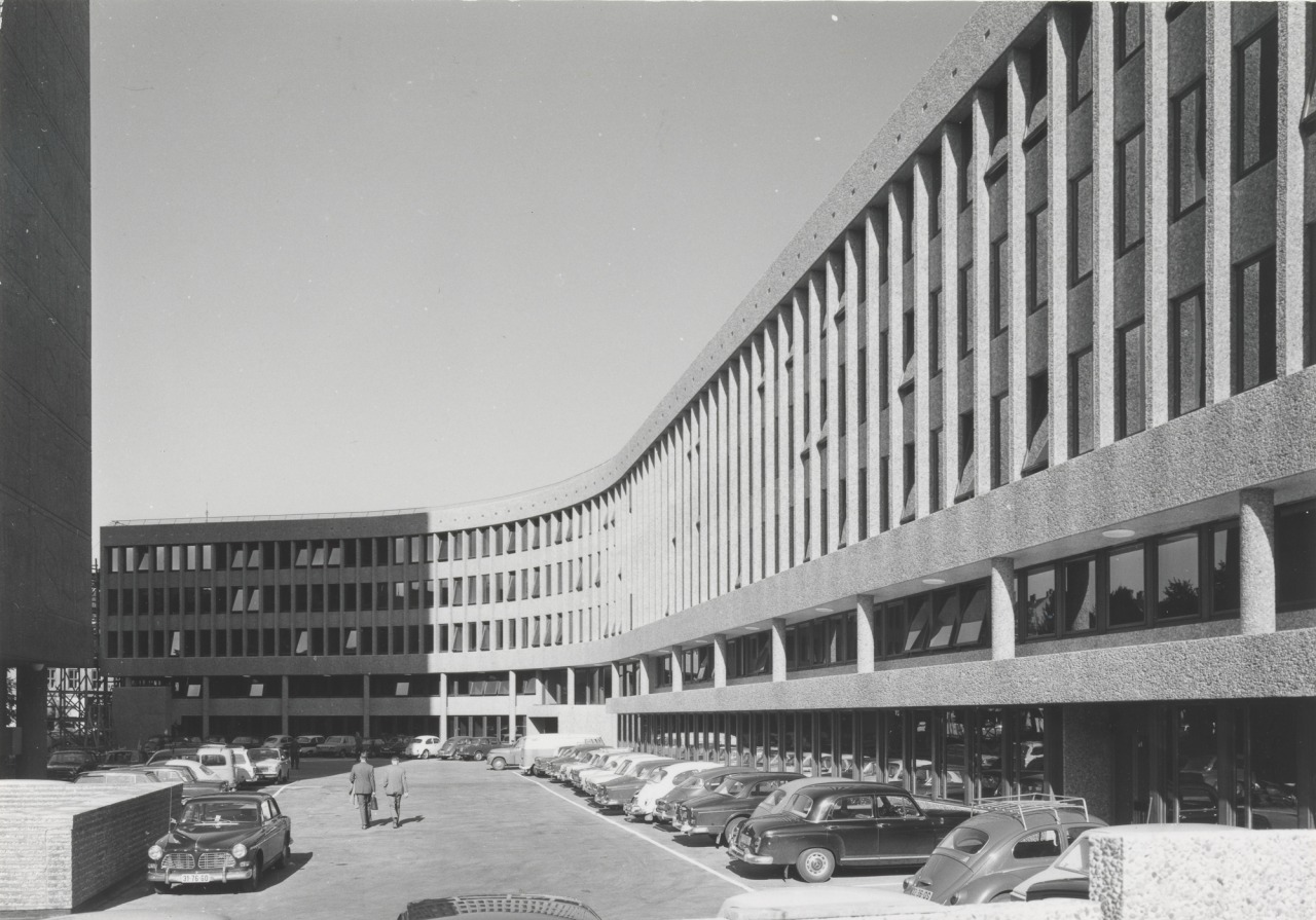 German Postwar Modern — The so-called “Y-Block” (1969) at the government...