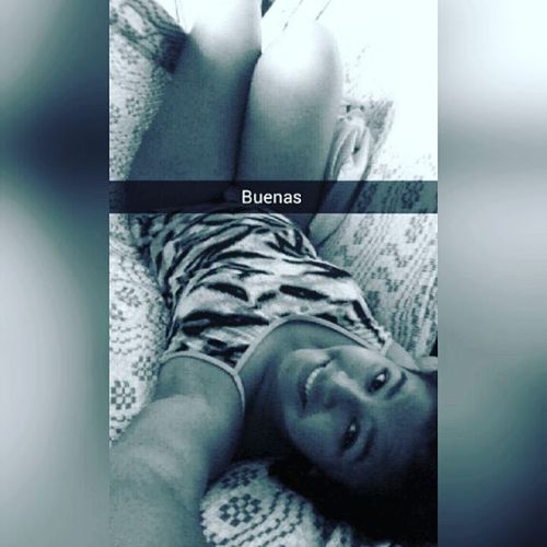 las-durasdel-momento3: Muy durota la morenita!!!!