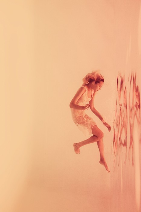 darksilenceinsuburbia:  Adeline Mai. Weightlessness.   Website