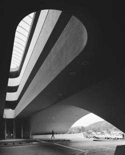 furtho:    Ezra Stoller’s photograph of Frank Lloyd Wright’s  Marin County Civic Center, San Rafael, California (via here)   