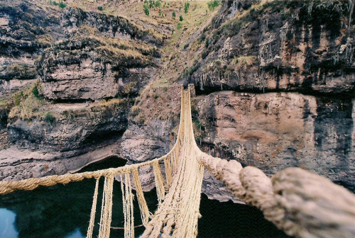 Q'eswachaka, the last rope bridge in the world, built 6 centuries ago by the Inca. People from a nea