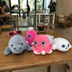 somanyseals:  Me and my various friends
