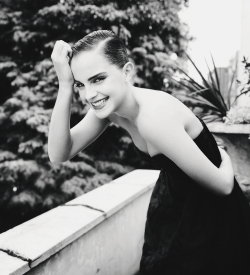 chandrilas-deactivated20180714:  Emma Watson photographed by Mariano Vivanco (2011) 