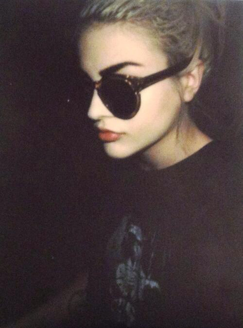 bring-me-back-to-wonderland: ♡