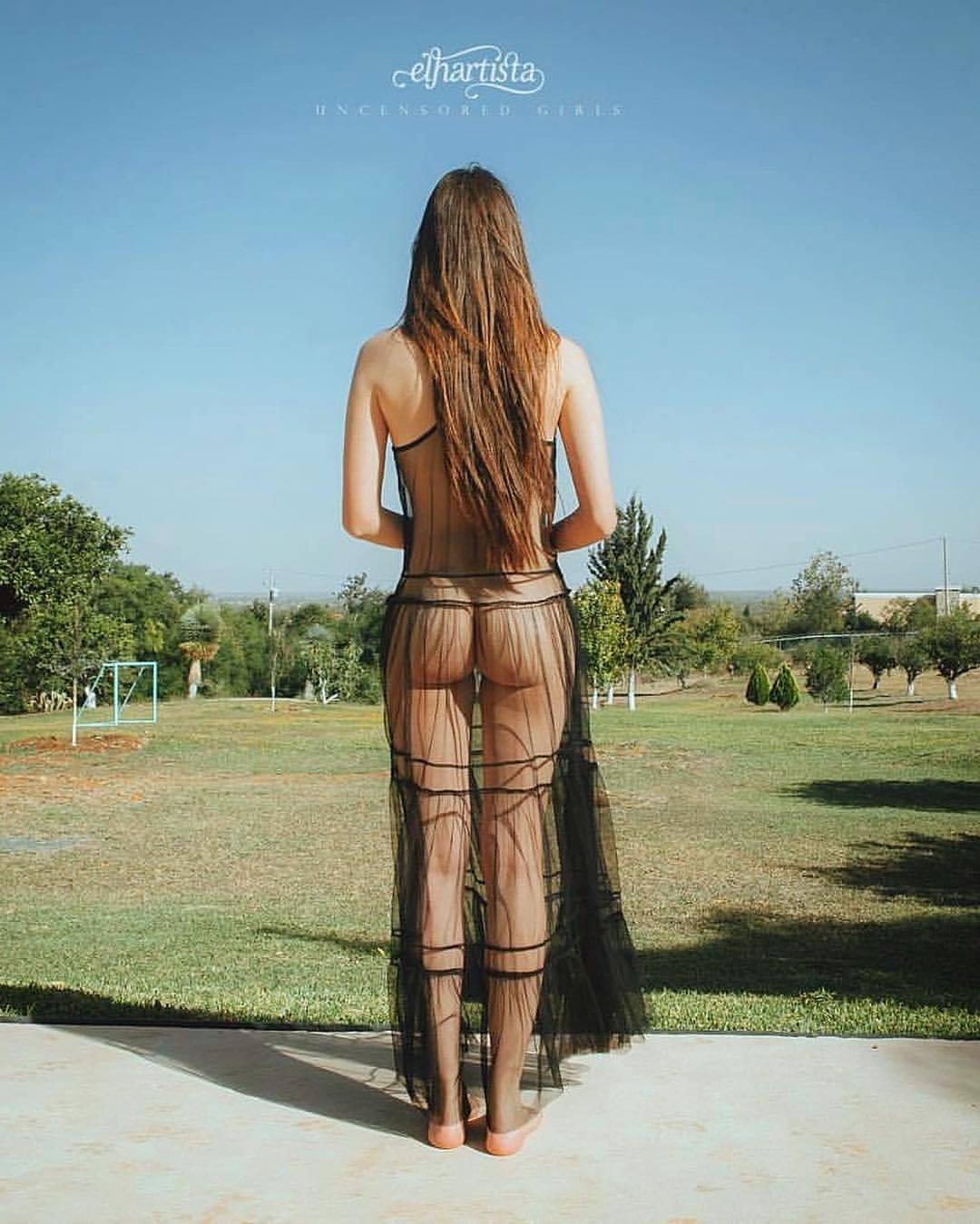 elhartista:Me pregunto que si se transparentaba por atrás y le dije que no 🤭