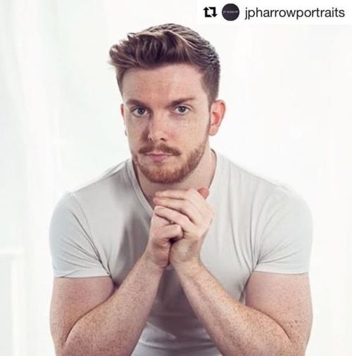 chrisjonesgeek:  Thinking about sausages.  #Repost @jpharrowportraits ・・・ When you know it’s weekend again! Mr. Handsome here is one and only @chrisjonesgeek
