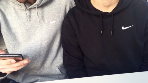 kopfkaputtaberoutfitistnice:  w/ ma bro  🌿