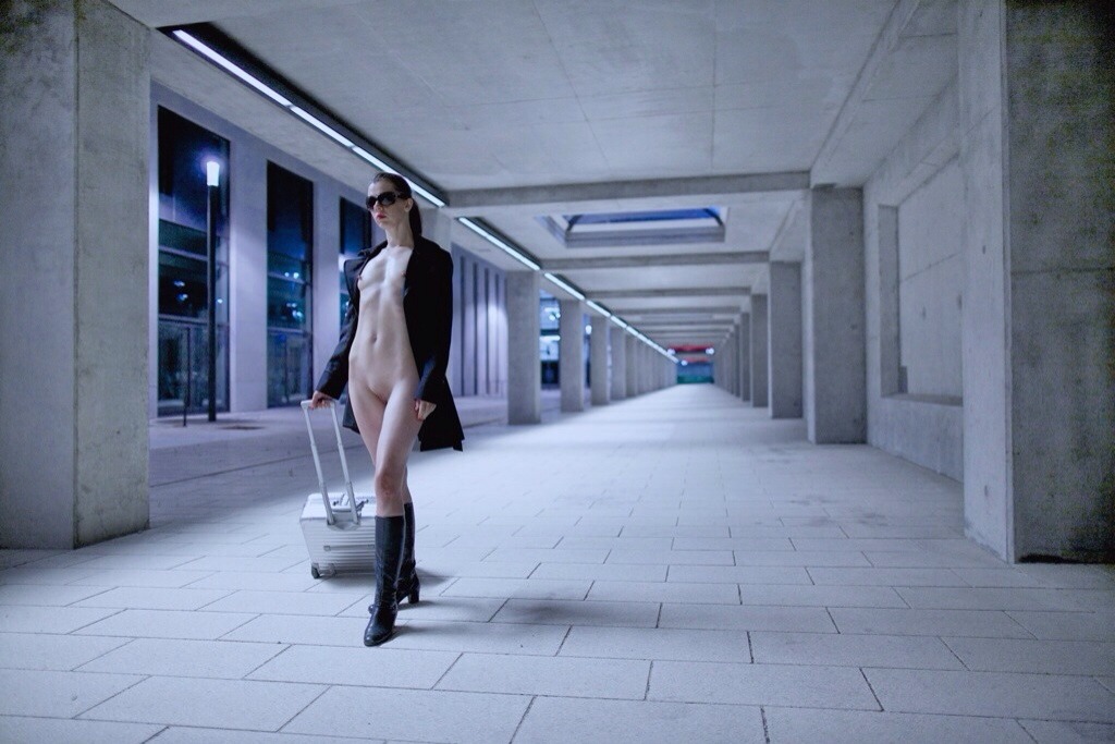 soleilaberlin:  Old one…with @maske-pix