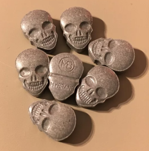 dutchdopa: New Press Skulls Contains: 300mg+ MDMA 