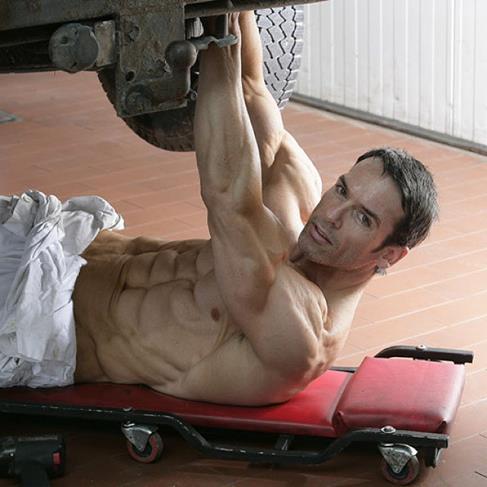 big-strong-tough:  Helmut Strebl 