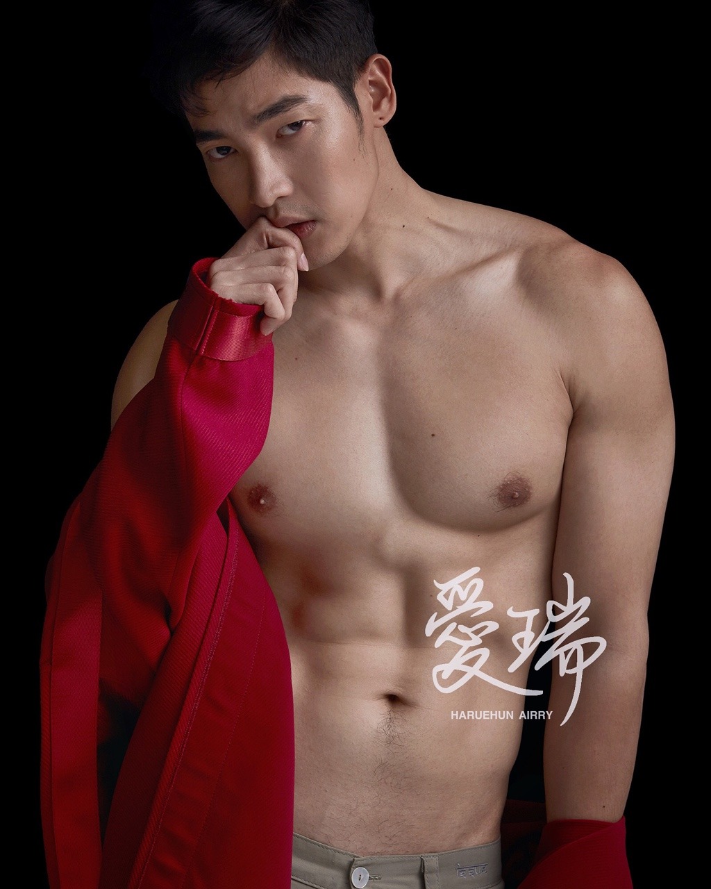 haruehun: ROGER SAE-ONG 