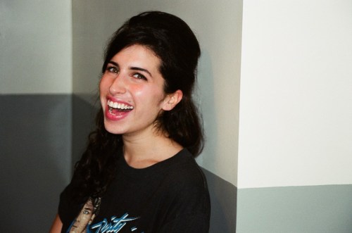 Porn yhji:  Amy Winehouse in “Before FRANK”, photos