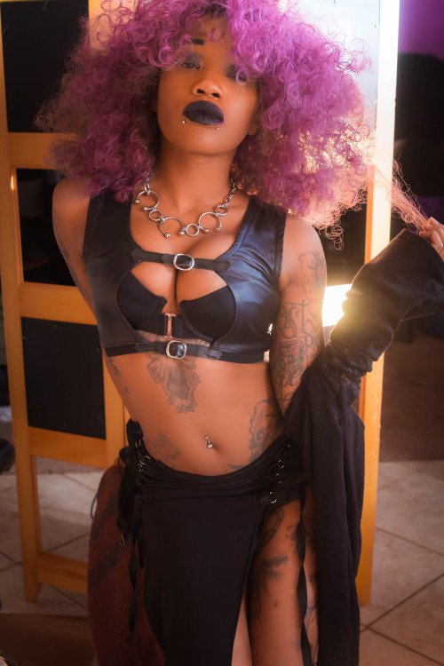 jaseminedenise:Good Morning // IG. Wearing @skgdesigns // Honey birdette // Shop Melanoir // Nasty G