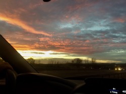 queenjsxo:Beautiful sunset on my drive home