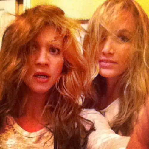 lifeisbechloe:  useless-bicorn:  Brittany Snow & Kelley Jakle  Friendship goals