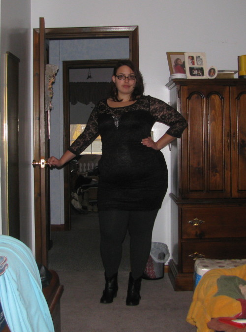 ok so here is the black dress! wow how sexy oh goshthe leggings i&rsquo;m wearing here don&rsquo;t g