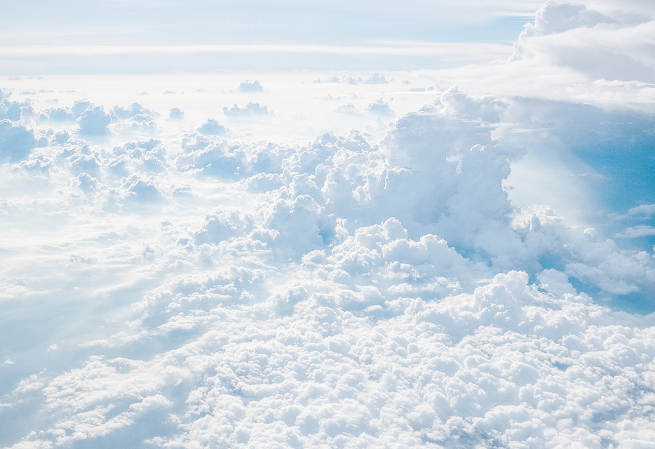 hanmii:  clouds : : up the sky, aero by life journey 