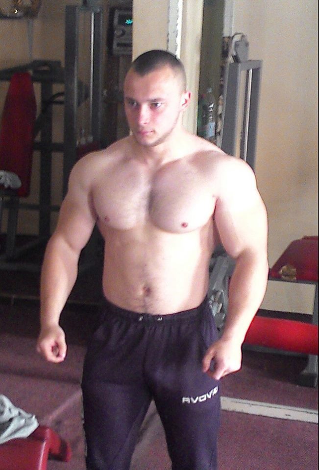serbian-muscle-men:   young Serbian powerlifter Mirko  More of his pics here -&gt;
