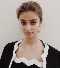 vicsecretmodels:  Taylor Marie Hill