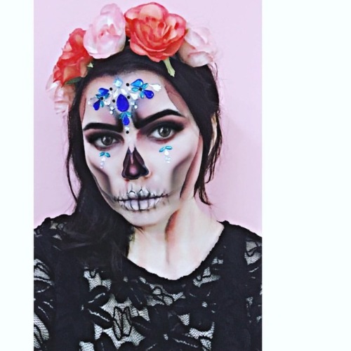 #halloween #makeup #sugarskull #skull #skullmakeup #makeupideas #nyxcosmetics #maccosmetics #revolut