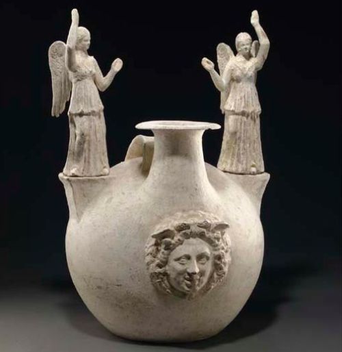 hehasawifeyouknow: Weeping Angels in Greek pottery? blackbastetofthewall: A CANOSAN POTTERY ASKOS CI